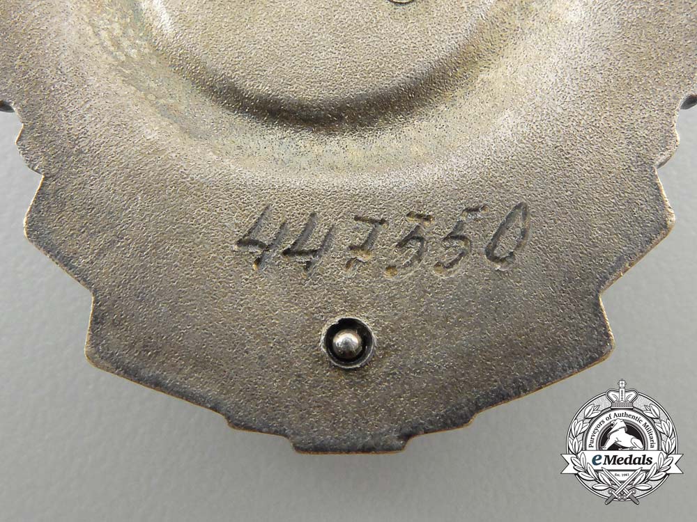 russia,_soviet_union._an_order_of_the_red_banner_of_labour,_type_vi_z_498_1