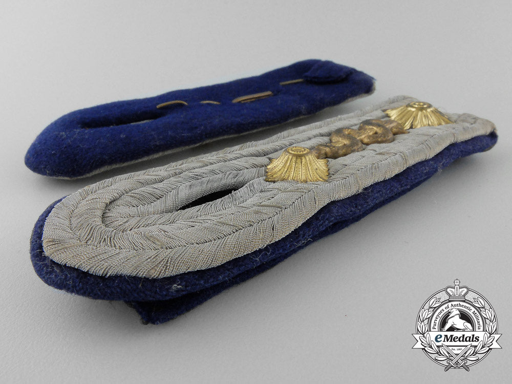 a_set_of_army_medical_officer_shoulder_boards_z_667