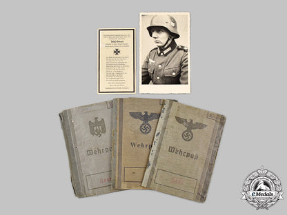 germany,_heer._a_lot_of_paper_documents_011_m21_mnc9169