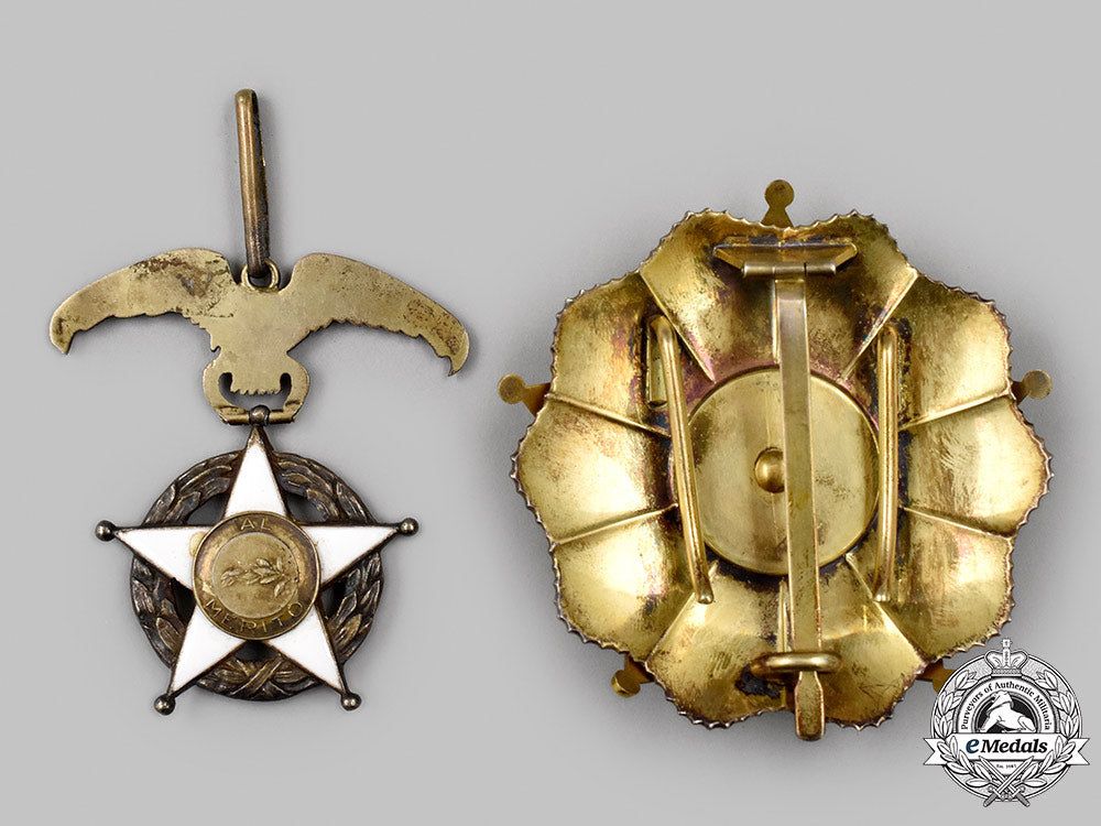 chile,_republic._an_order_of_merit,_ii_class_grand_officer_insignia_set,_c.1945_023_m21_mnc9767_1