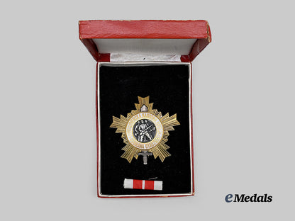 yugoslavia,_socialist_federal_republic._an_order_of_the_people’s_army,_i_i_class_e_medals__m0625-103_3