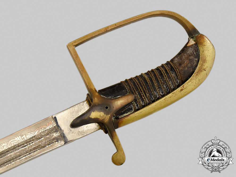 poland,_second_republic._an_army_officer’s_sabre_036_m21_mnc9350-copy