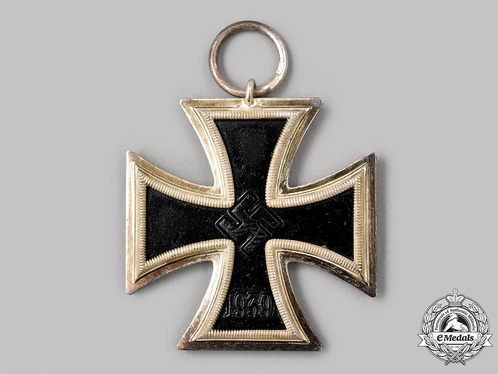 germany,_wehrmacht._a_mint1939_iron_cross_ii_class,_by_bek,_hassinger&_co._03_m21_mnc2244