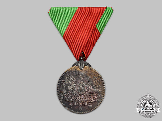 turkey,_ottoman_empire._a_loyalty_and_bravery_medal,_ii_class_silver_grade,_c.1882_03_m21_mnc5343