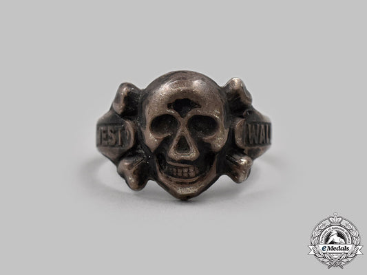 germany,_third_reich._a_west_wall_totenkopf_ring_03_m21_mnc6275