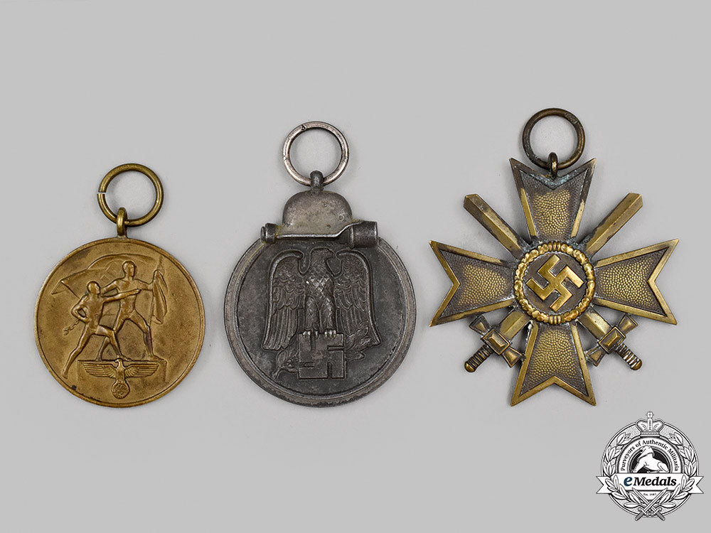 germany,_wehrmacht._a_mixed_lot_of_medals_046_m21_mnc9212_1