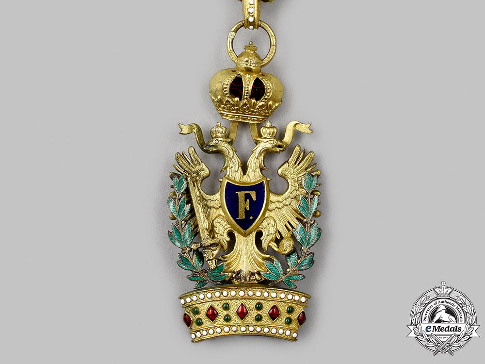 austria,_empire._an_order_of_the_iron_crown,_iii_class,_c.1916_04_m21_mnc1031