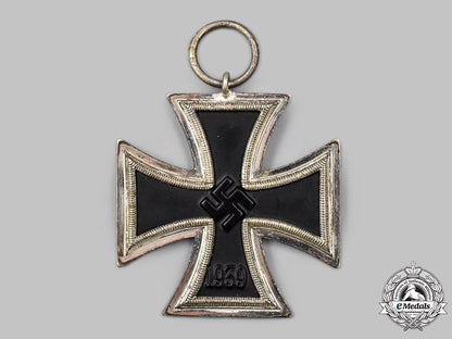 germany,_wehrmacht._a1939_iron_cross_ii_class,_by_berg&_nolte_04_m21_mnc4563