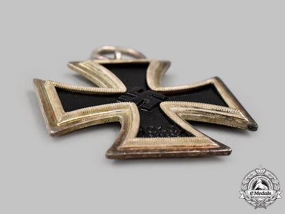 germany,_wehrmacht._a_mint1939_iron_cross_ii_class,_by_bek,_hassinger&_co._05_m21_mnc2246