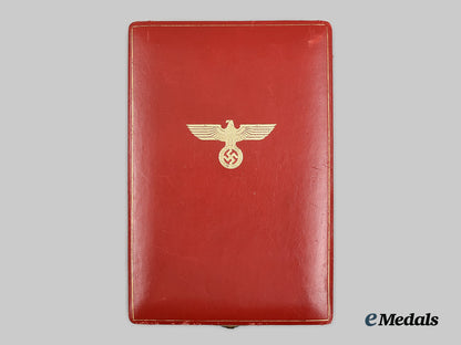 germany,_third_reich._an_order_of_the_german_eagle,_ii_class_set_by_godet_with_case_and_documents,_to_alberto_d’agostino_064_ai1_8945
