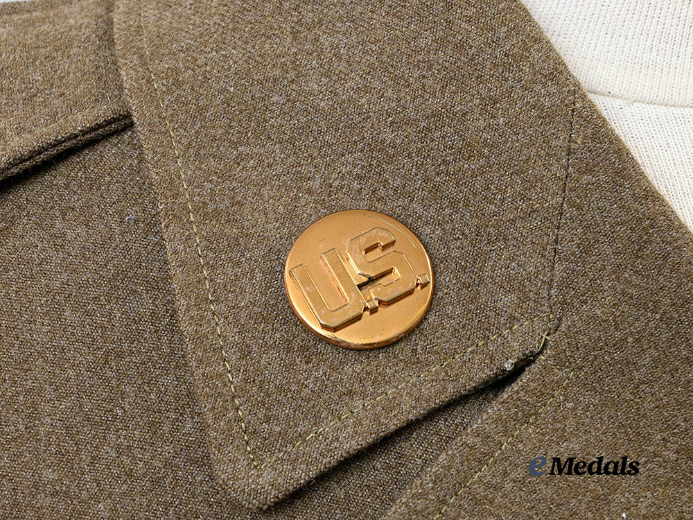 united_states._a7th_army_a_d_s_e_c_eisenhower_jacket_e_medals__w8598_9