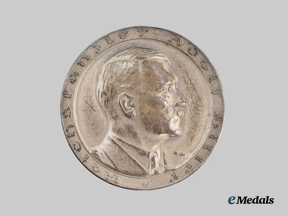Germany, NSDAP. An AH Patriotic Medallion in Silver, with Case, by the Prussian Mint