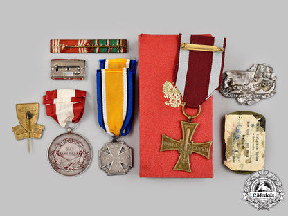 international._a_mixed_lot_of_decorations_071_m21_mnc9010