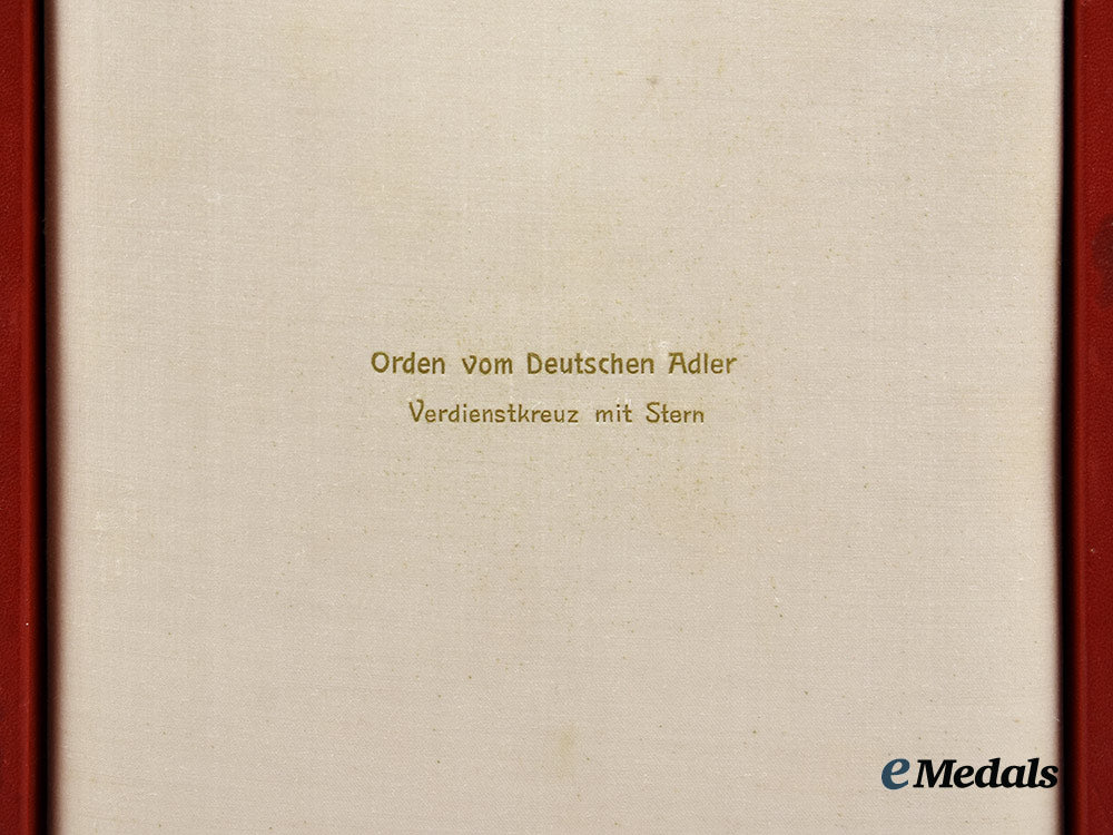 germany,_third_reich._an_order_of_the_german_eagle,_ii_class_set_by_godet_with_case_and_documents,_to_alberto_d’agostino_074_ai1_8949