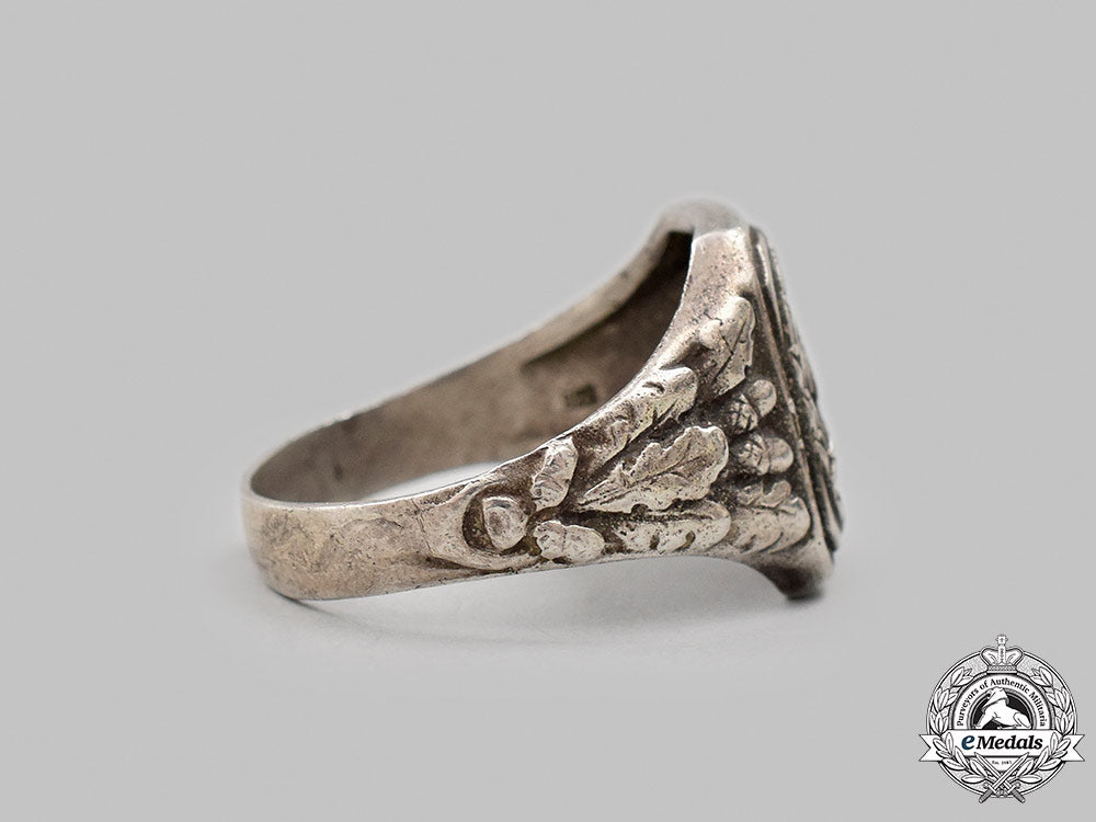 germany,_luftwaffe._a_fallschirmjäger_ring_in_silver_07_m21_mnc4159