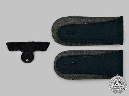 germany,_heer._a_lot_of_uniform_insignia_07_m21_mnc6086_1