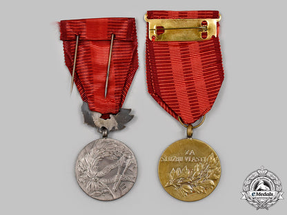 czechoslovakia,_socialist_republic._a_pair_of_medals,_with_case_and_documents,_to_karel_randák_084_m21_mnc9024_1