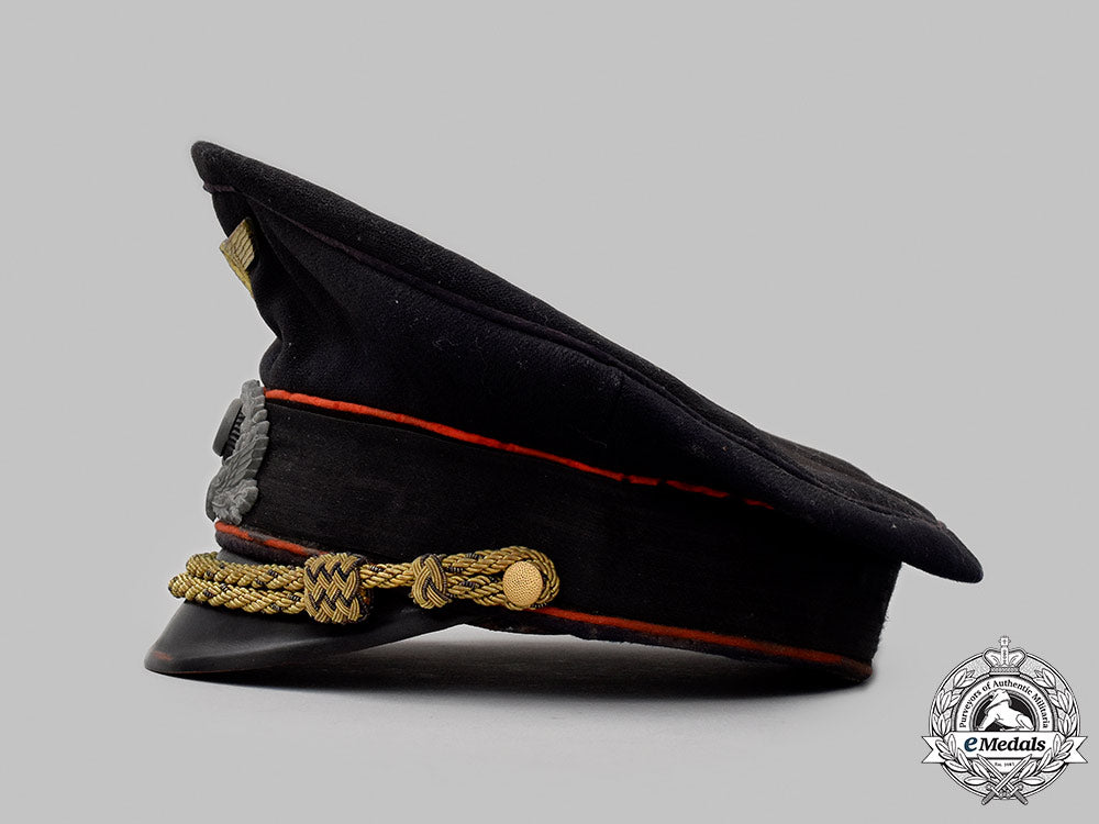 germany,_reichsbahn._a_reichsbahn_official’s_visor_cap_087_m21_mnc9533