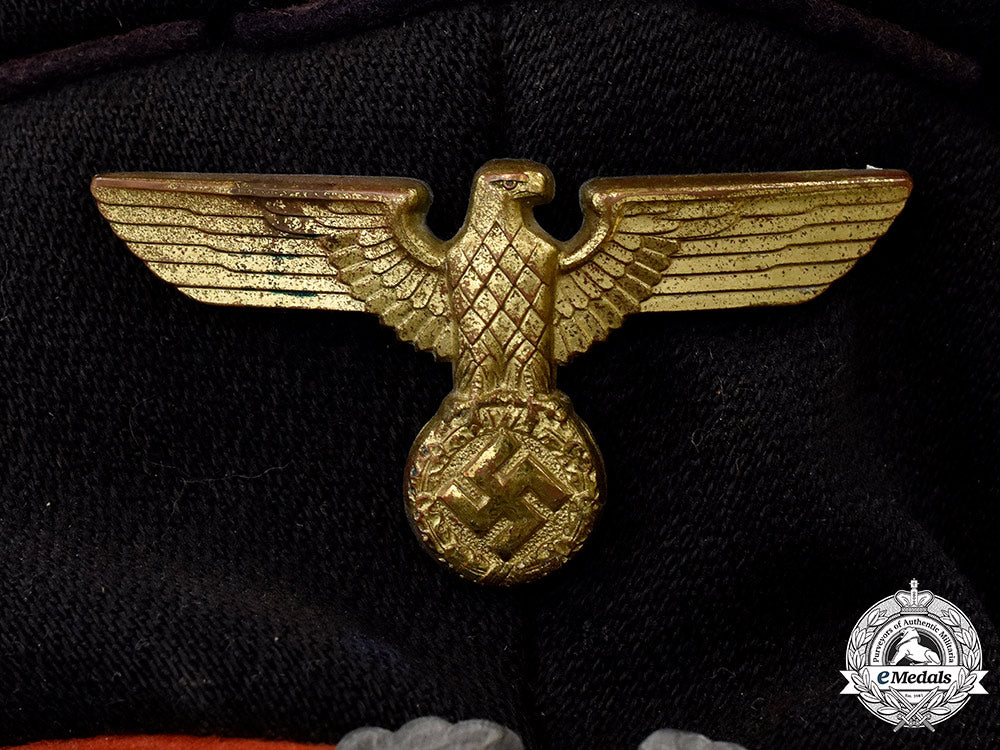 germany,_reichsbahn._a_reichsbahn_official’s_visor_cap_088_m21_mnc9534