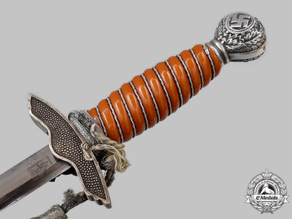 germany,_luftwaffe._an_officer’s_dagger,_second_pattern,_by_carl_eickhorn_09_m21_mnc0775