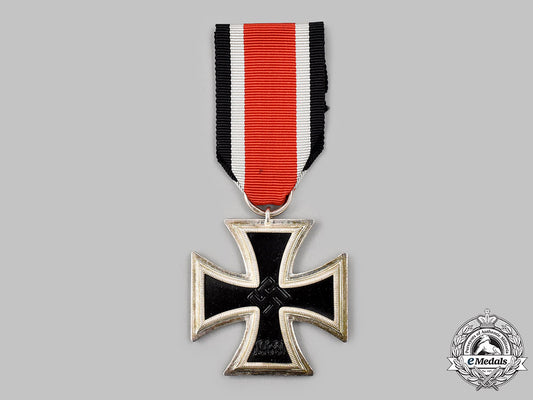germany,_wehrmacht._a_mint1939_iron_cross_ii_class,_by_bek,_hassinger&_co._09_m21_mnc1612_1