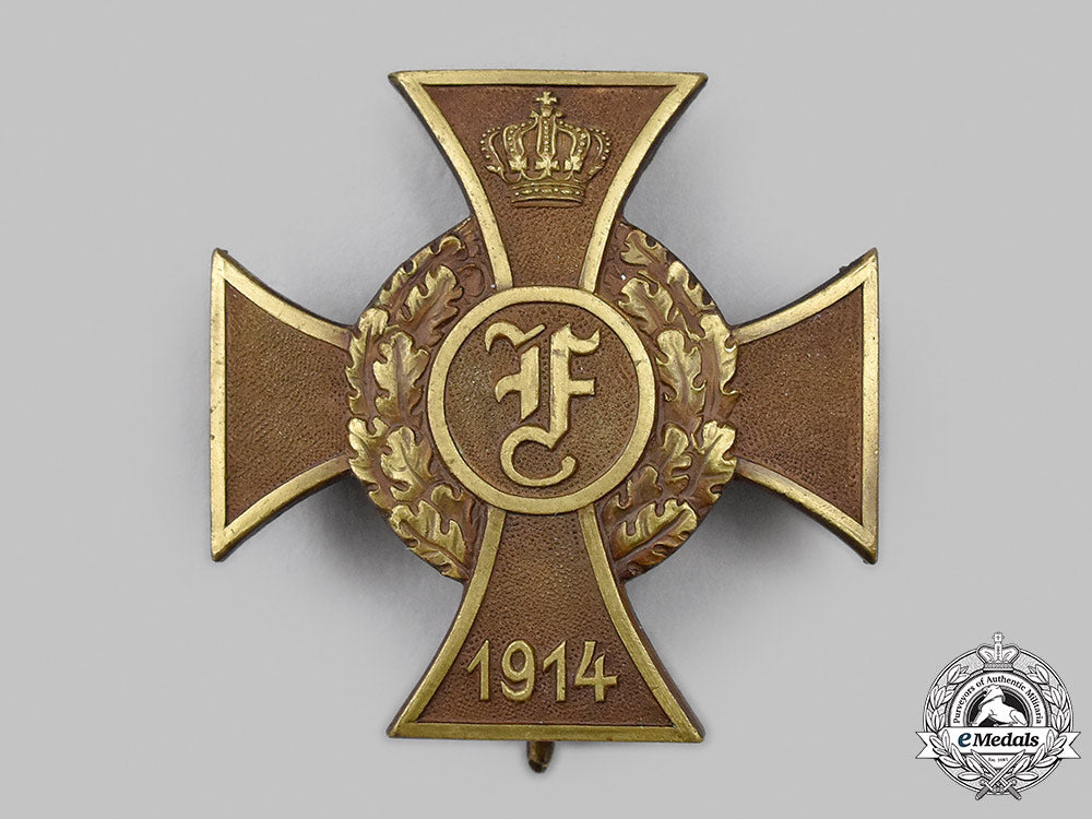 anhalt,_duchy._a_friedrich_cross_for_combatants,_pinback_version_09_m21_mnc4880