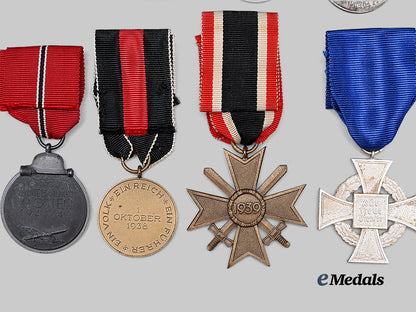germany,_third_reich._a_mixed_lot_of_awards_for_military_and_civil_service_e_medals__g62884_6