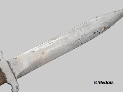 united_kingdom._a_lot_of_four_blades_with_escape_knife_e_medals__g_b8649_29