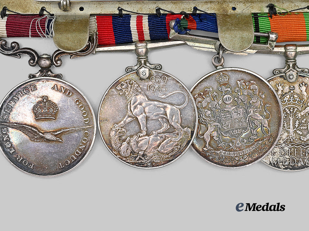 canada,_commonwealth._a_second_war_medal_bar_to_cpl._dubois,_r_a_f_e_medals__c7698_7