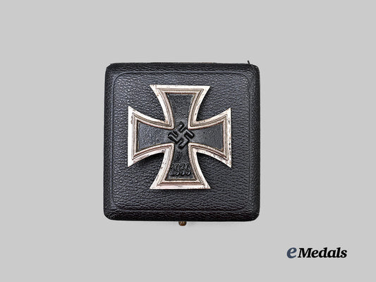 germany,_wehrmacht._a1939_iron_cross_i_class,_with_case,_by_wilhelm_deumer_e_medals__g62900_4