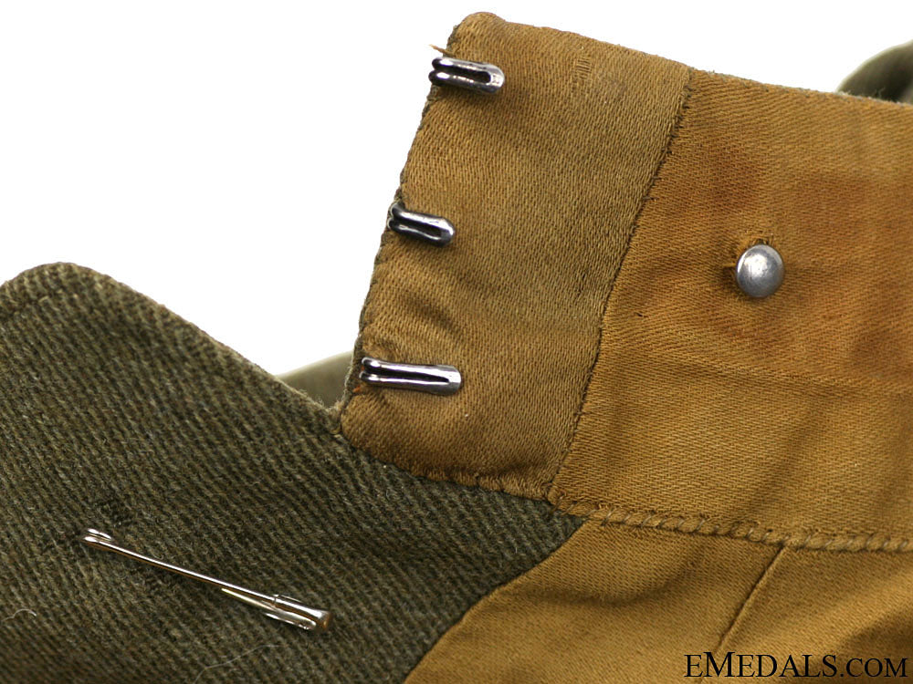 wwi_aef_captain's_tunic_10.jpg50edcbbd60817.516ed6e32ed04