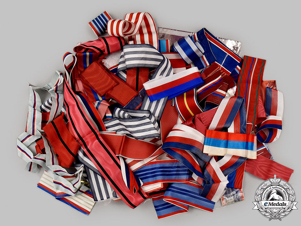 czechoslovakia._a_mixed_lot_of_medal_ribbons_101_m21_mnc9041_1_1