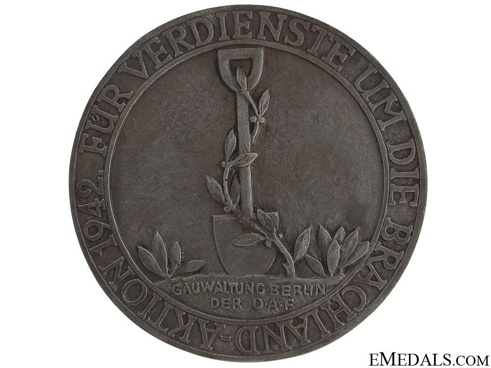 a1942_west_wall_merit_medal_106.jpg516325f9d1aba