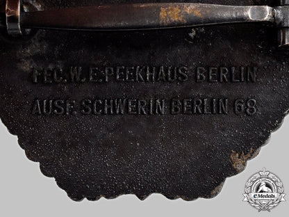 germany,_kriegsmarine._an_e-_boat_war_badge,_type_ii,_by_schwerin_109_m21_mnc9685_1_1