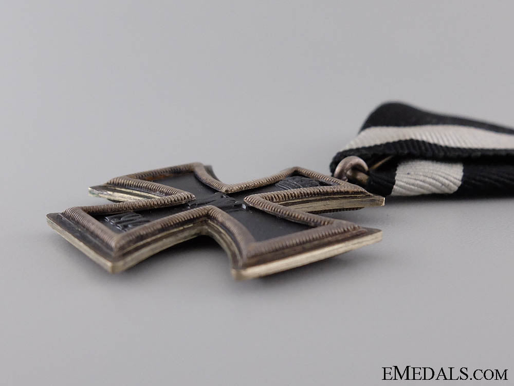 a_rare_prizen_iron_cross_second_class1914_10.jpg53d66b9b94631
