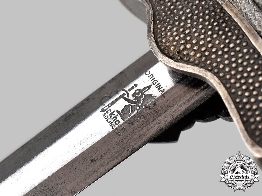 germany,_luftwaffe._an_officer’s_dagger,_second_pattern,_by_carl_eickhorn_10_m21_mnc0779