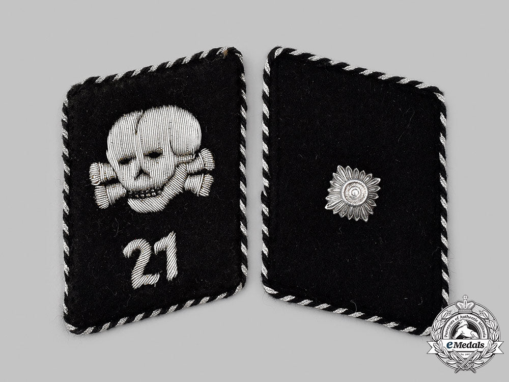 germany,_ss._a_set_of_ss-_totenkopfverbände23_rd_sturm_collar_tabs_10_m21_mnc3081_1