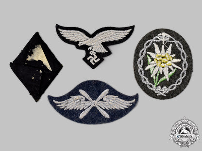 germany,_third_reich._a_mixed_lot_of_uniform_insignia_112_m21_mnc9688_1