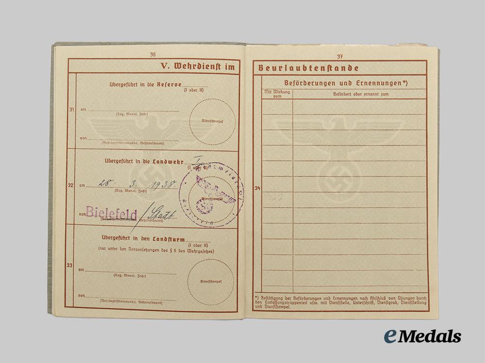 germany,_wehrmacht._a_mixed_lot_of_wehrpässe_113__a_i25