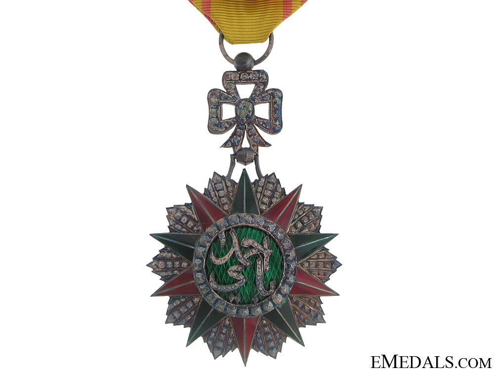 the_tunisian_order_of_nishan_el_iftikar_11.jpg510acb06d1c78