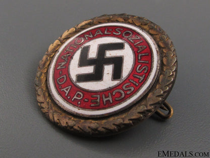 golden_party_badge-_large_version_11__2_.jpg52260b9be5610