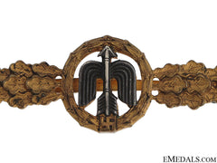 Short Range Day Fighter Flight Clasp