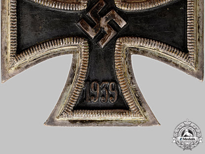 germany,_wehrmacht._an_exceedingly_rare_japanese-_made1939_iron_cross,_published&_owner-_attributed_example_11_m21_mnc3531