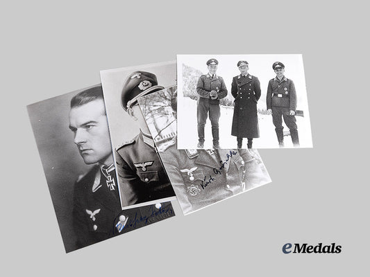 germany,_third_reich._a_lot_of_post-_war_signed_knight’s_cross_winner_photogra_e_medals__g62069_2