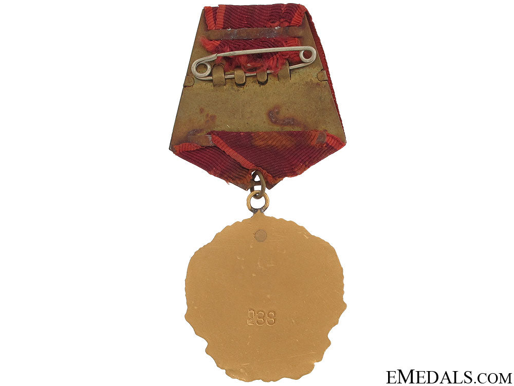 the_order_of_dimitrov_in_gold_121.jpg51b617f28b1ea