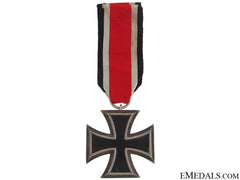 Iron Cross Second Class 1939 - Marked 65