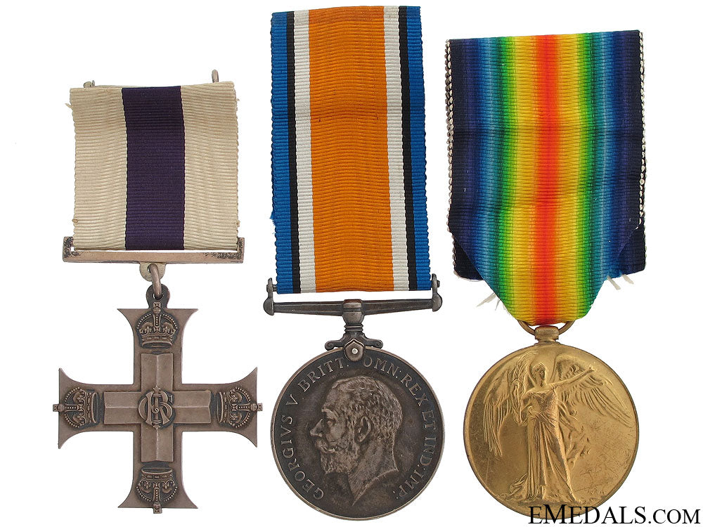 wwi_military_cross_for_actions_at_morchies1918_12.jpg51ceeae54f625