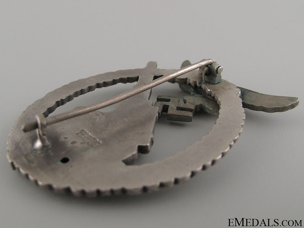 an_early_cased_flak_badge_by_brehmer_12.jpg5261445fb0dd0