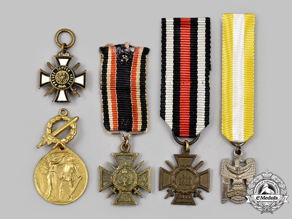 germany._a_mixed_lot_of_miniature_decorations_12_m21_mnc0651