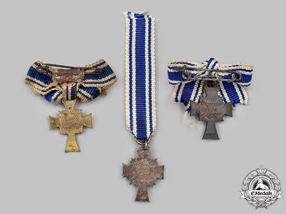 germany,_third_reich._a_lot_of_miniature_honour_crosses_of_the_german_mother,_all_grades_12_m21_mnc4162